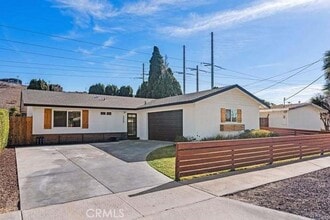 Building Photo - 3509 Las Vegas Dr