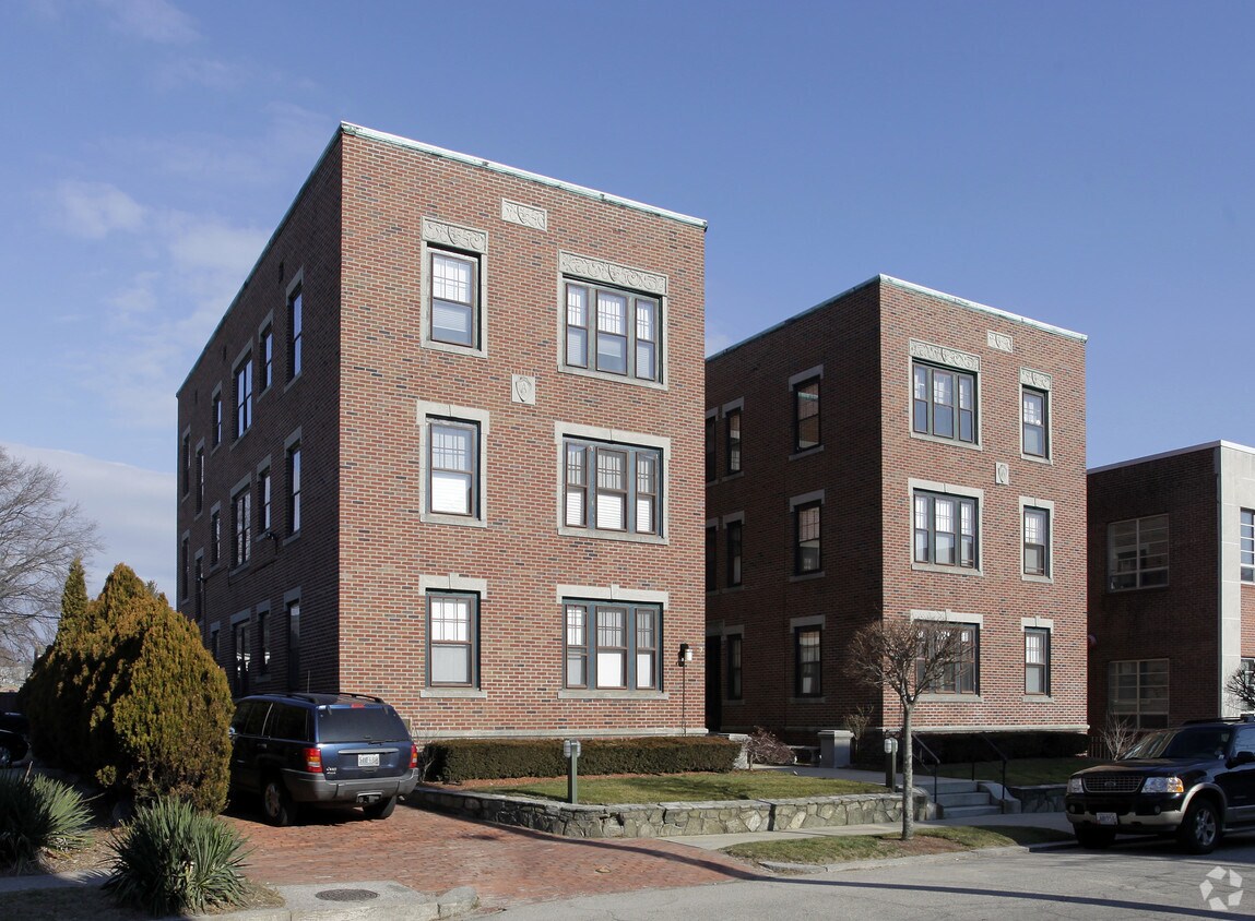 94 Medway St, Providence, RI 02906 Apartments in Providence, RI