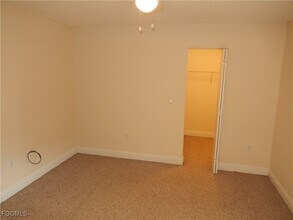 Building Photo - 12571 Equestrian Cir