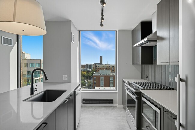 Photo - 979 W Washington Blvd Apartment