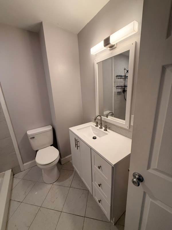 Building Photo - 293 Point St