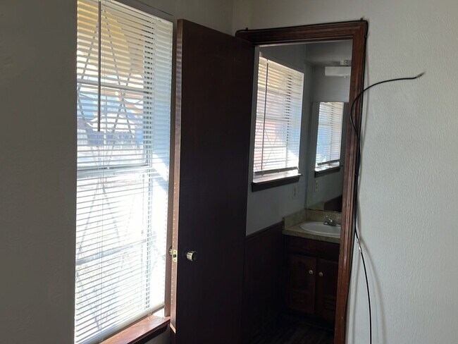 Foto del edificio - Coming Soon!