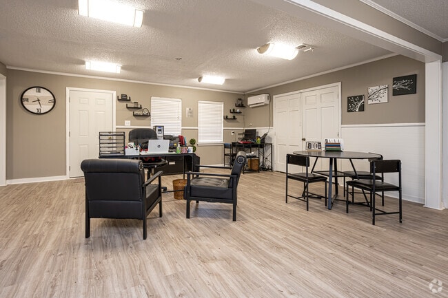 Leasing Office - Bayou Apartments