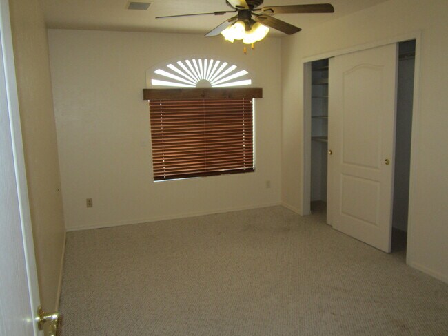 Foto del edificio - 2172 Tahoe Pl