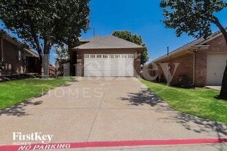 Building Photo - 1002 Harwood Ct