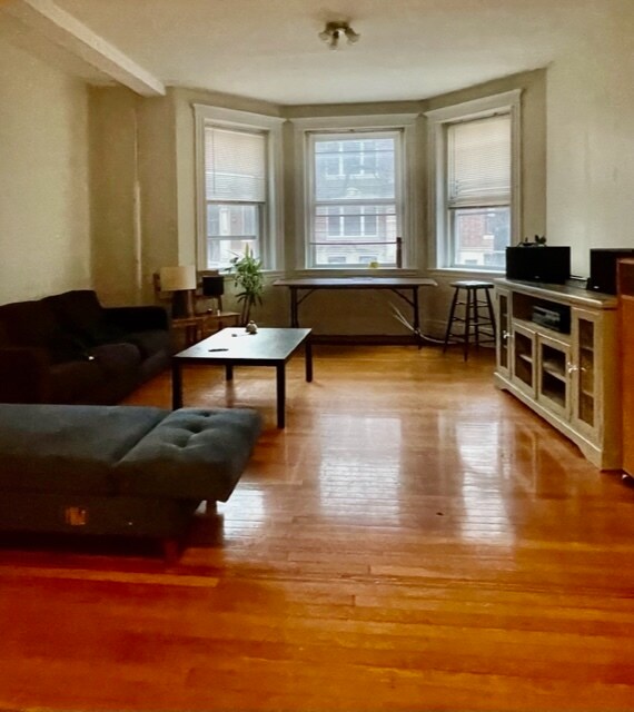 Foto principal - 105 Saint Paul St