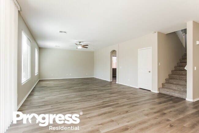Building Photo - 15178 N 136th Ln
