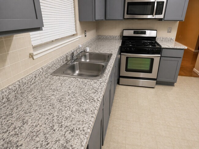 Foto del edificio - 1249 S Wellington Ct