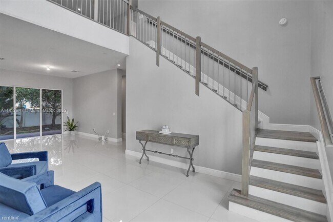 Foto del edificio - 5 br, 4.5 bath House - 7631 Cavalia Dr