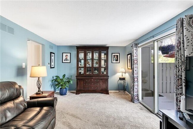 Foto del edificio - 1014 Ryeland Ct