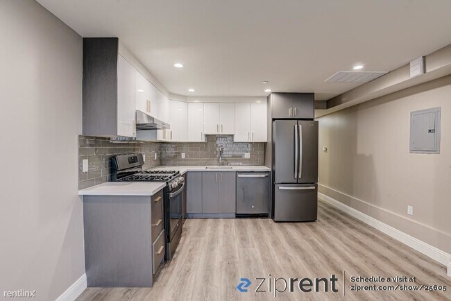 Foto del edificio - 2 br, 2 bath Triplex - 2466 Great Hwy, San...