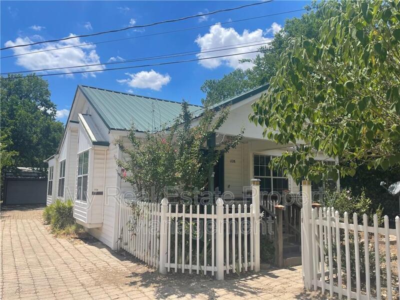 1128 Hogan Ln, Bellmead, TX 76705 House Rental in Bellmead, TX