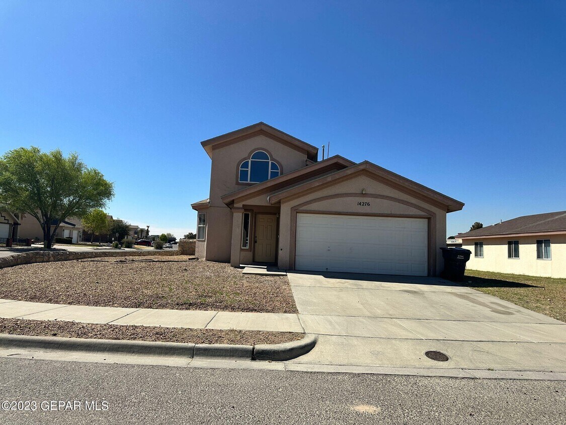 14276 Desert Cloud Dr, Horizon City, TX 79928 House Rental in Horizon