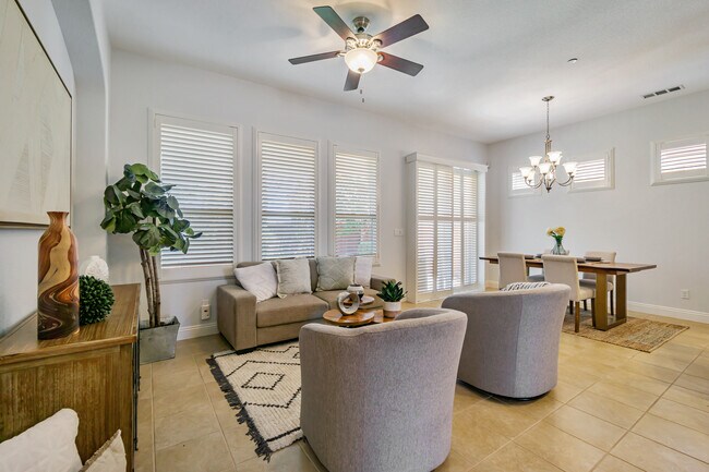 Foto del edificio - 1631 Chianti Ln