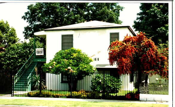 Building Photo - 1616 N Wilmington Ave