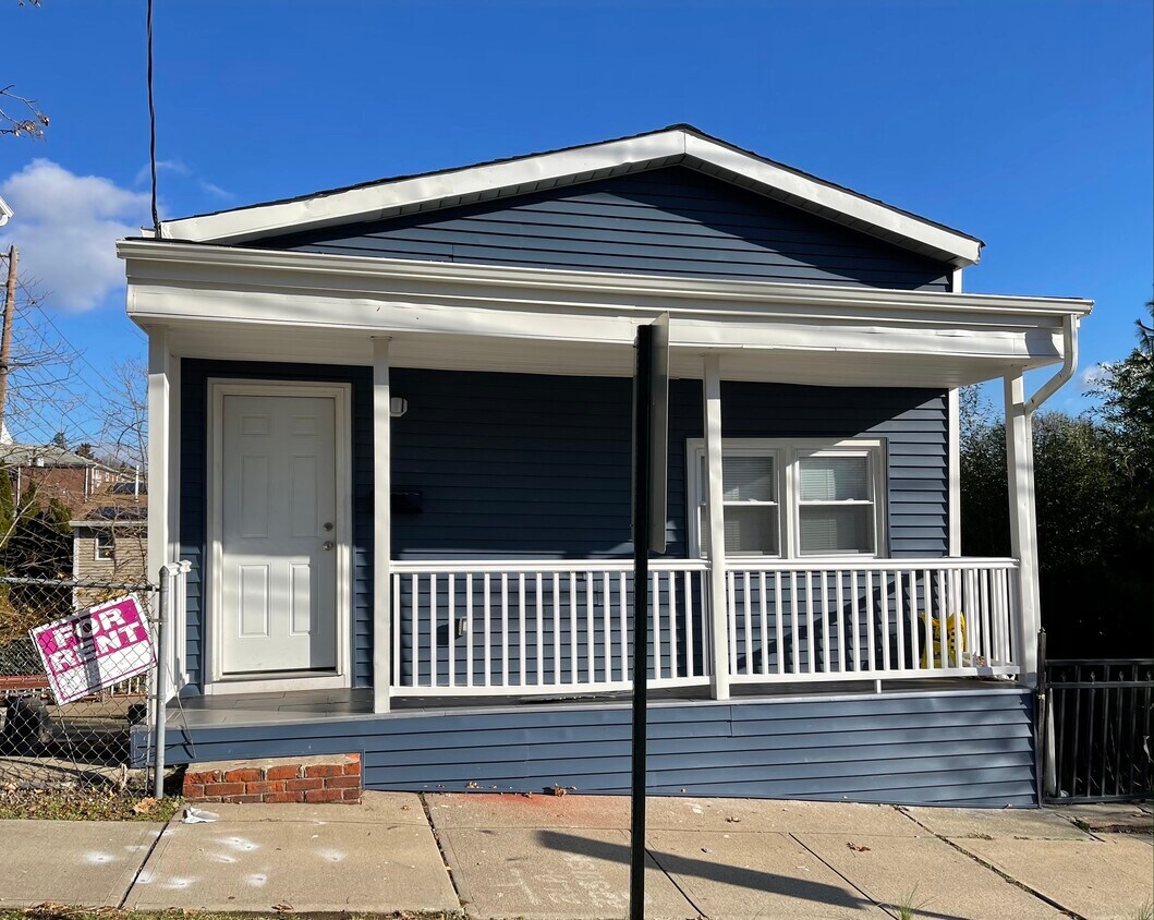 381 Hoboken Rd, Carlstadt, NJ 07072 House Rental in Carlstadt, NJ