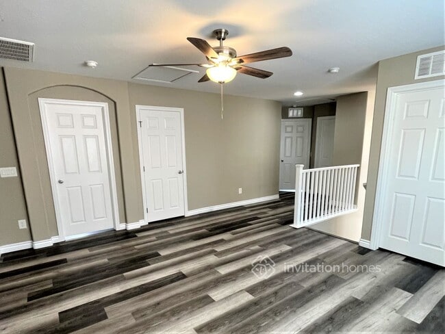 Building Photo - 6444 Dimatteo