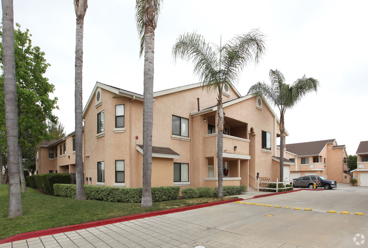 Primary Photo - Cabo Verde Apartments