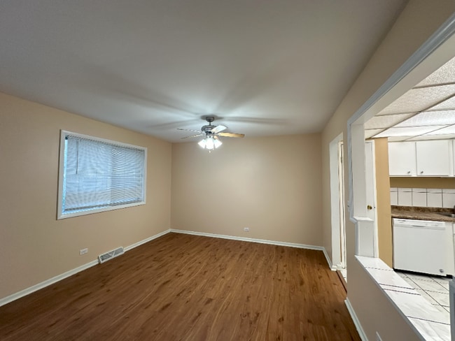 Building Photo - 226 Walker Dr