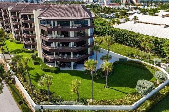 Foto del edificio - 120 S Ocean Blvd