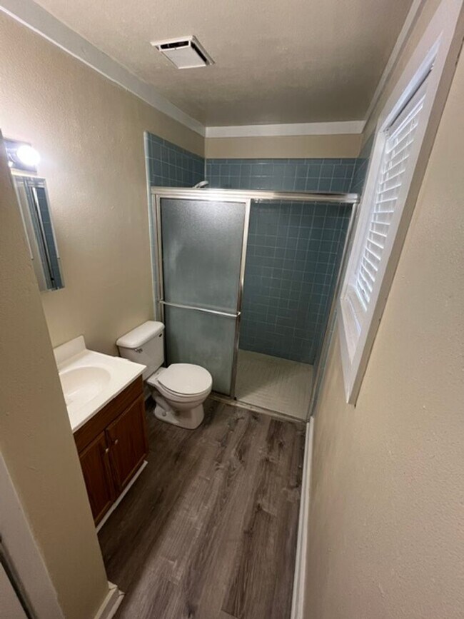 Foto del edificio - 3 bed 2 bath home