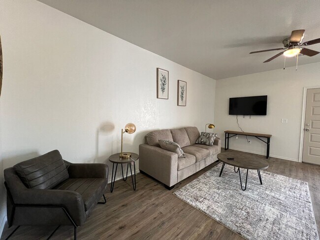 Foto del edificio - 1420 SW Texas Ave