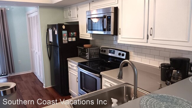 Building Photo - 3 br, 2.5 bath House - 100 Shadow Moss Pla...