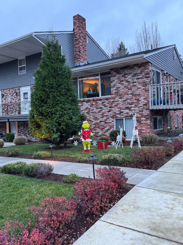 Building Photo - 2755 NE Hogan Dr