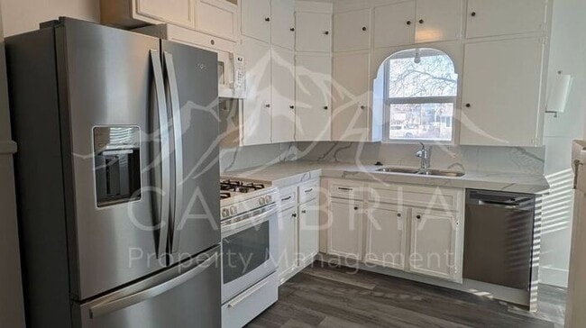 Photo - Charming 3BD Home in Murray