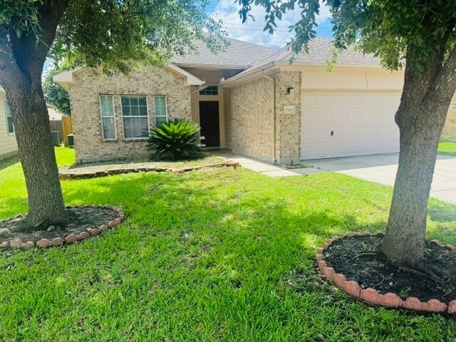 Building Photo - 7651 Oak Sage Dr