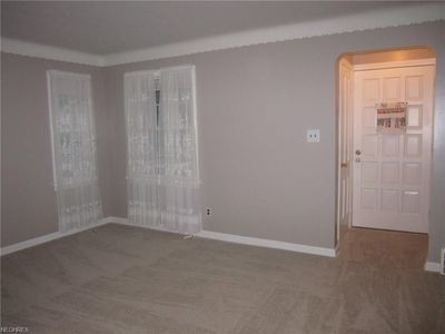 Foto del edificio - 3855 W 130th St