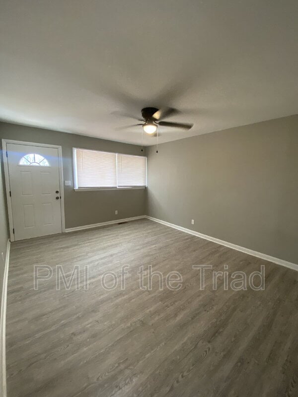 Building Photo - 1505 Julian St