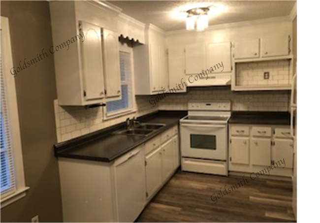 Foto del edificio - 706 South E Street-Available Soon in Easley!