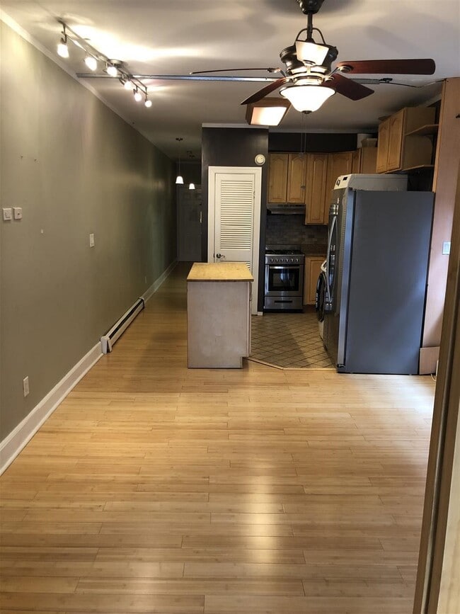 Building Photo - 12 Audubon Ave