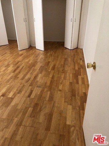 Foto del edificio - 1439 S Rexford Dr