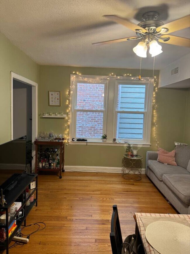 Foto del edificio - 311 7th St NE