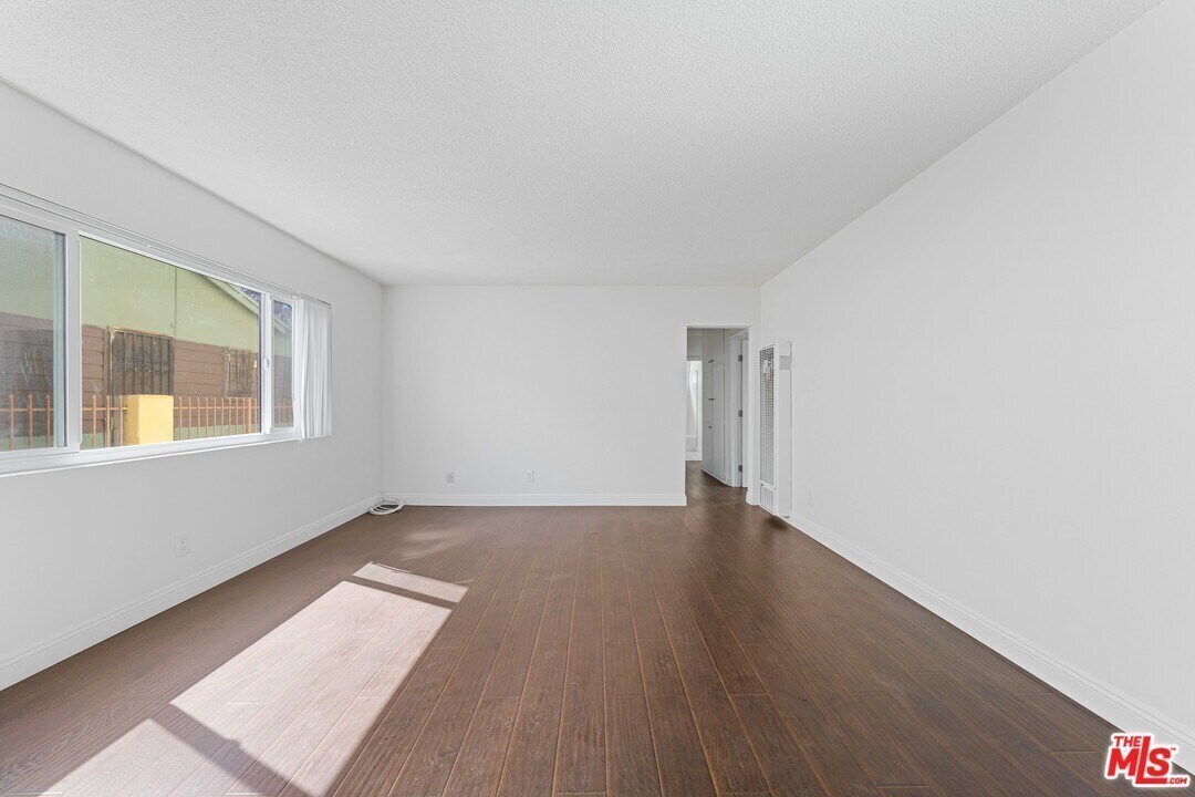 2530 Carmona Ave Unit 1, Los Angeles, CA 90016 2530 Carmona Ave Los