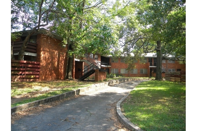 Foto principal - 1744 Lyle Ave