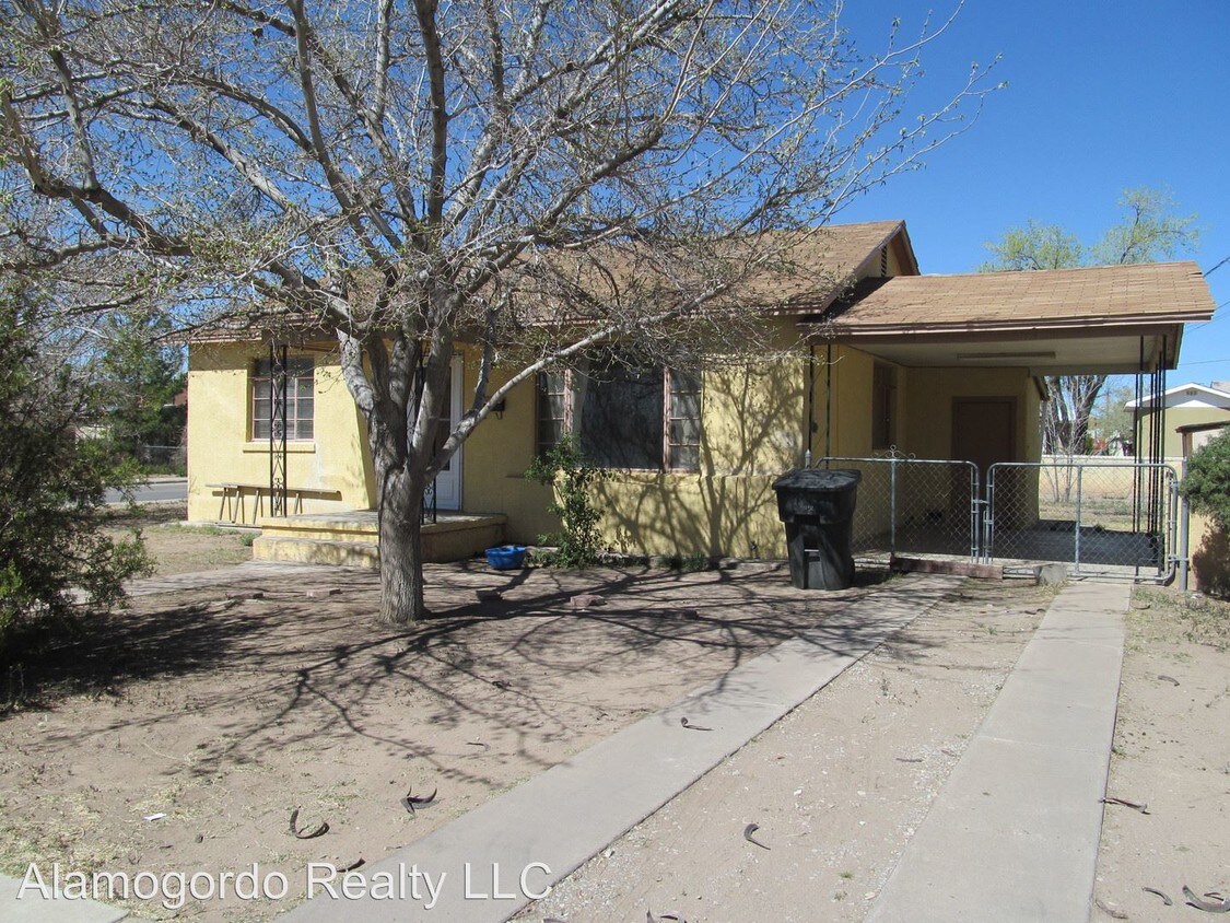 501 Catalina Ln, Alamogordo, NM 88310 House Rental in Alamogordo, NM