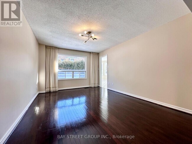 Photo du bâtiment - 7 Delancey Crescent