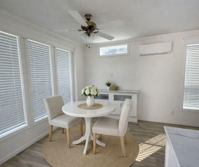 Foto del edificio - 7250 FL-44