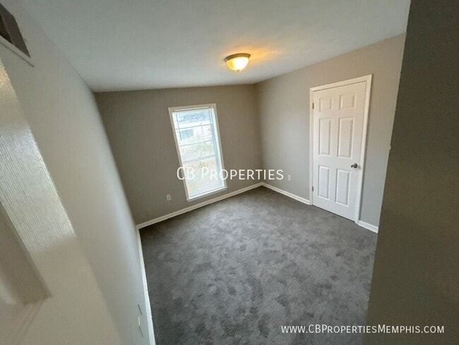 Building Photo - 3436 Ridgemont Ave