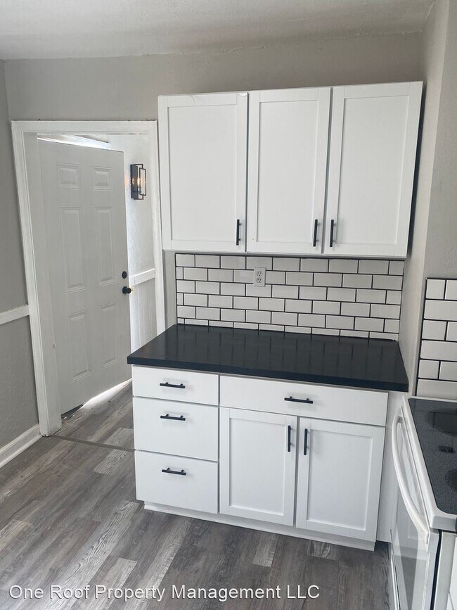 3 br, 1 bath House 4940 E Linwood Blvd. House Rental in Kansas City, MO