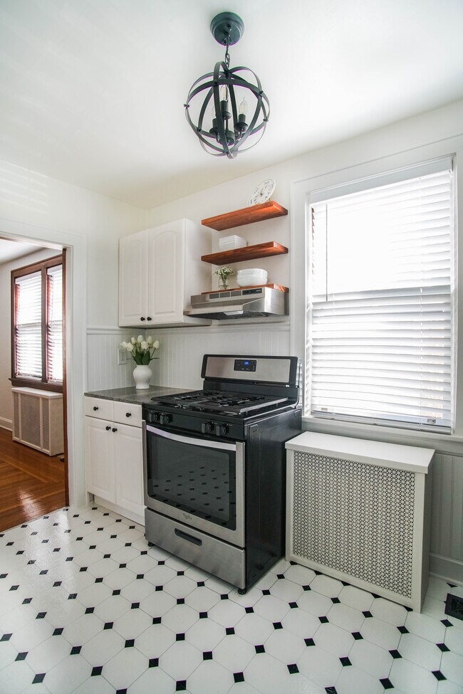 Kitchen - 3609 Ault Park Ave