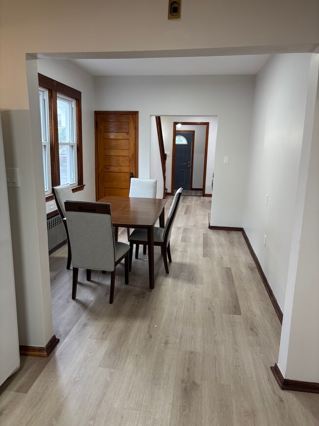 Dining room - 209 Fern Ave