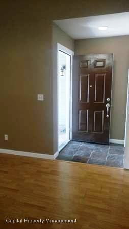 Foto del edificio - 7110 Stella Ln