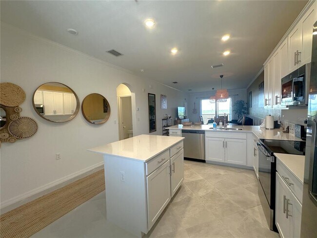 Foto del edificio - 14211 Heritage Landing Blvd