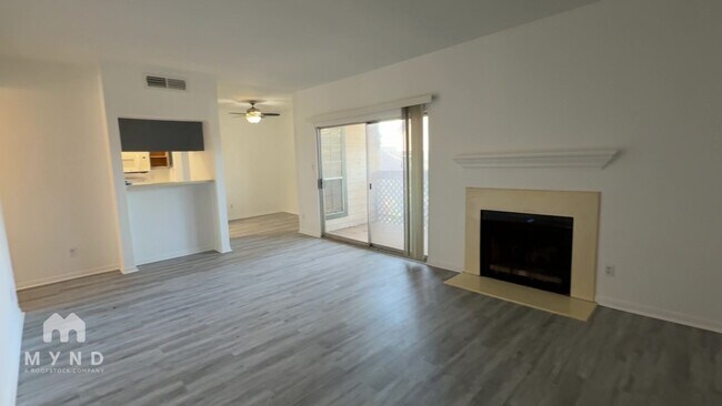 Building Photo - 6500 Harbor Town Dr