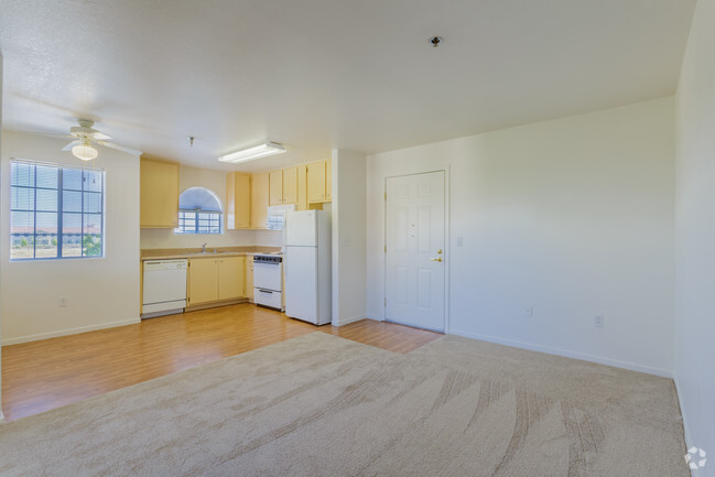 2HAB, 1.5BA - 764 ft² - Carefree Senior (55+) Living at North Natomas