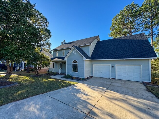 Building Photo - Charming 3 Bed, 2.5 Bath Home with a Bonus...